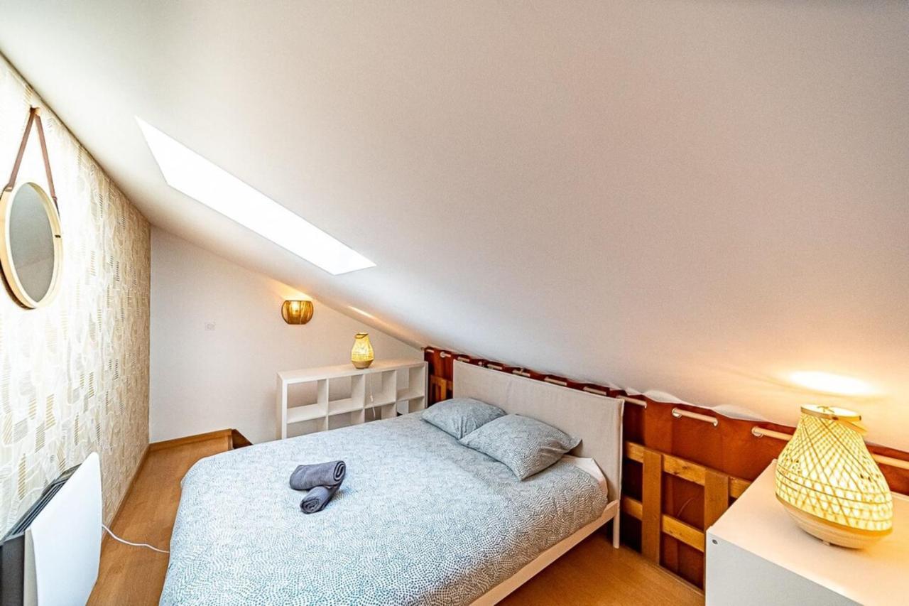 Apartment With Mezzanine Cusset District Villeurbanne Exteriör bild