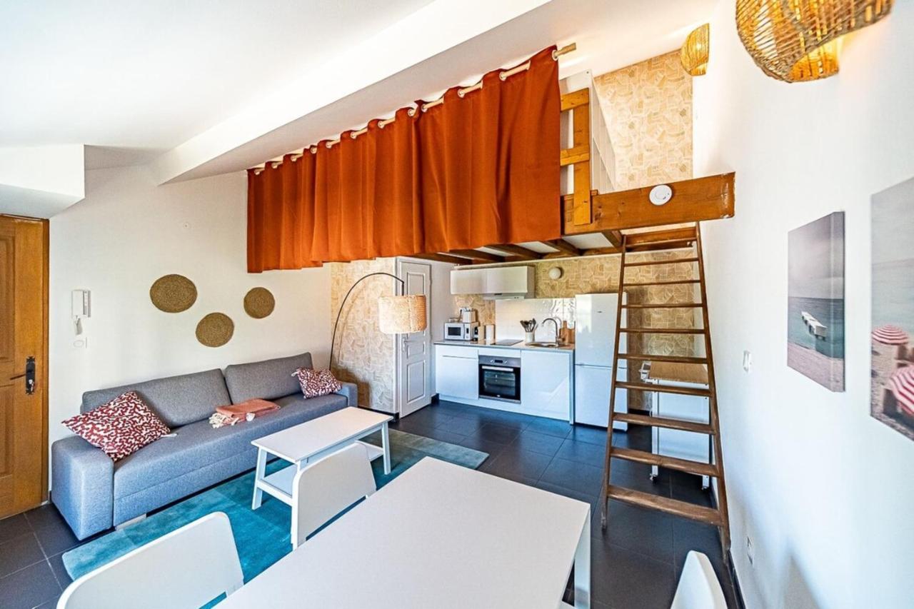 Apartment With Mezzanine Cusset District Villeurbanne Exteriör bild
